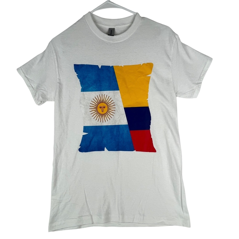 Gildan Argentina Colombia Flag Graphic T-Shirt Mens Small (S) White Cotton Tee